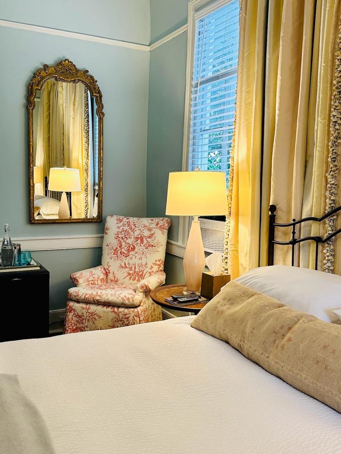 Bijou Boutique Inn Чарльстон Экстерьер фото